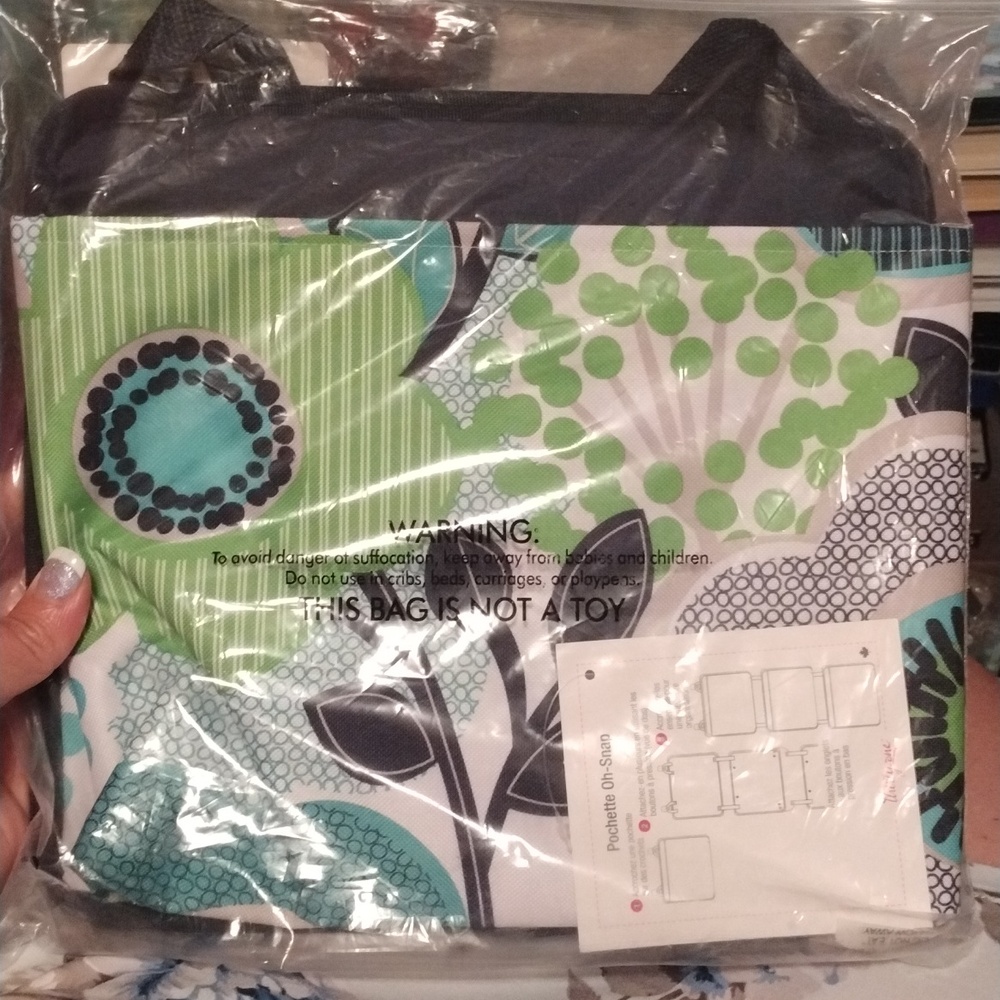 Thirty One Oh-Snap Pocket that hangs up to hold stuff